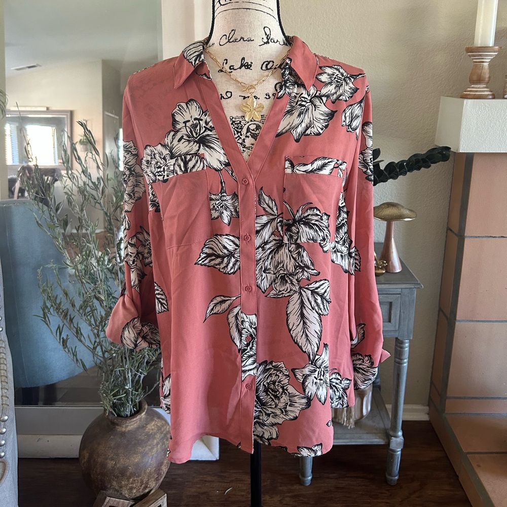 Candie's Pink Floral Button-Up Blouse